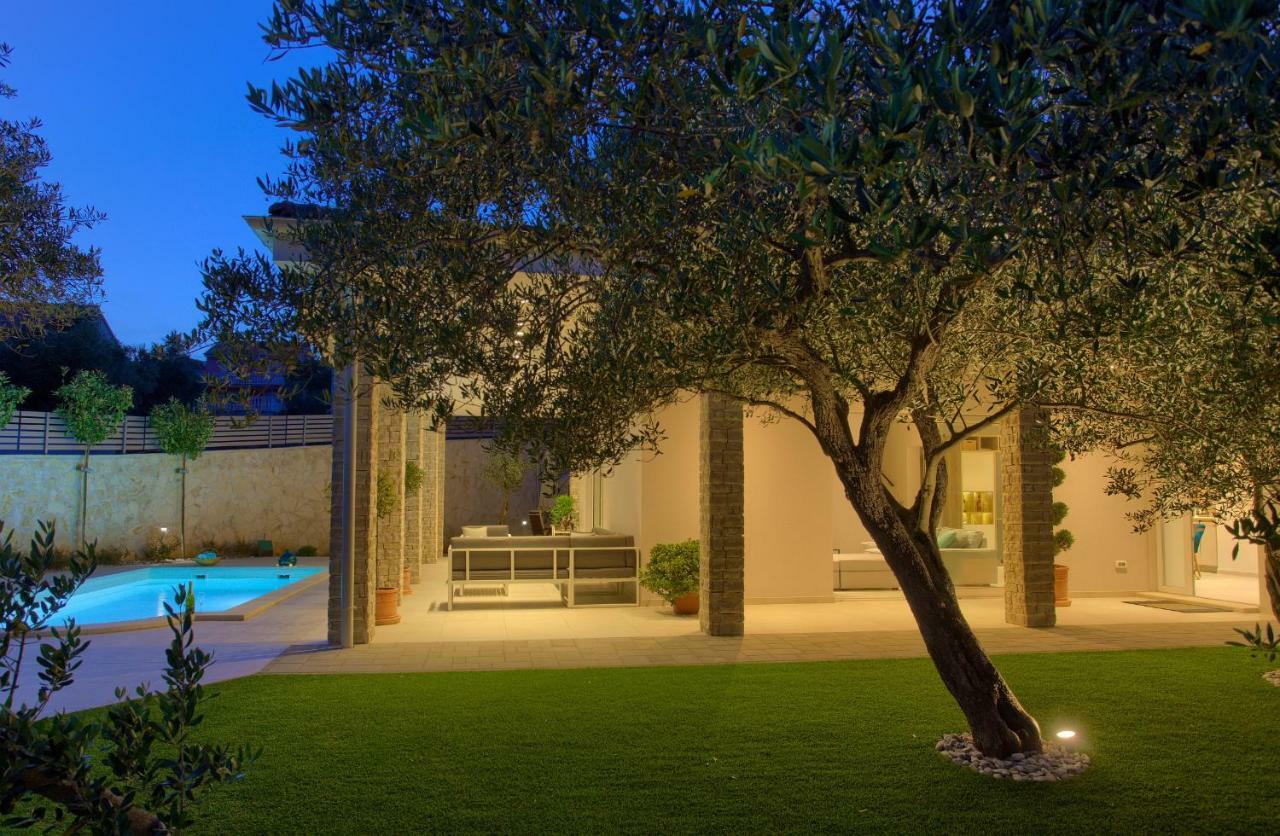 Villa Vale Kornic Exterior photo