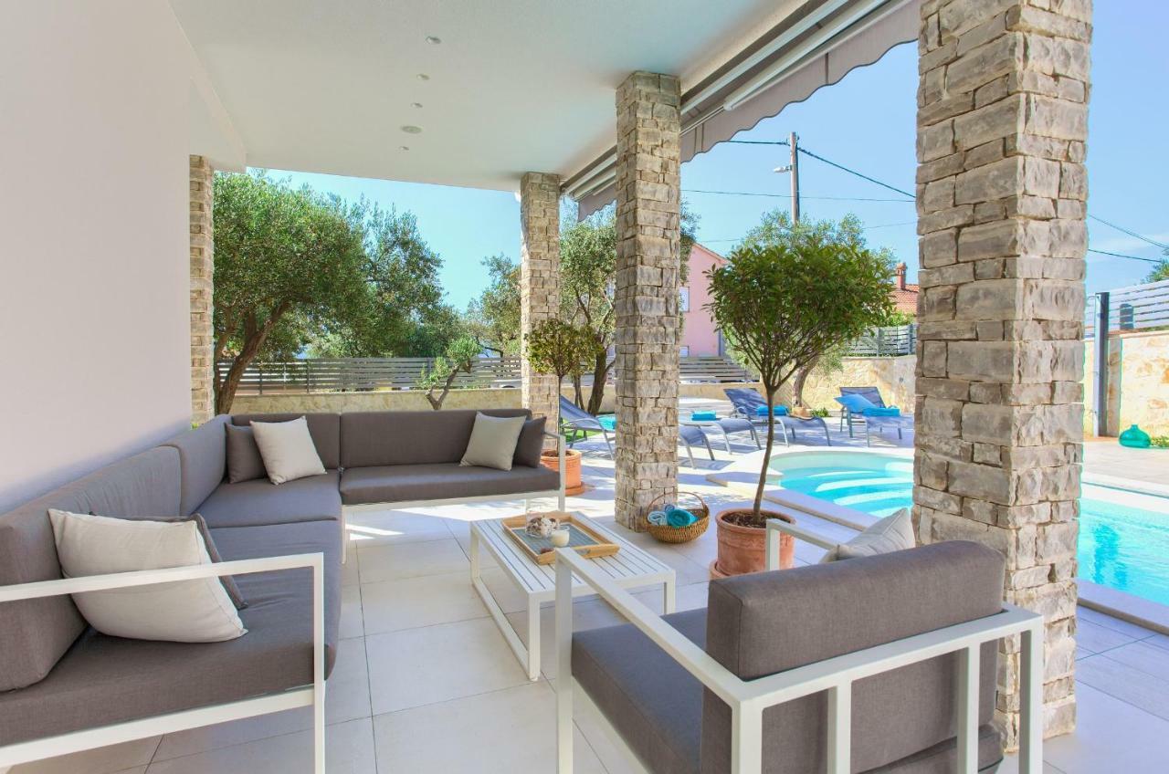 Villa Vale Kornic Exterior photo